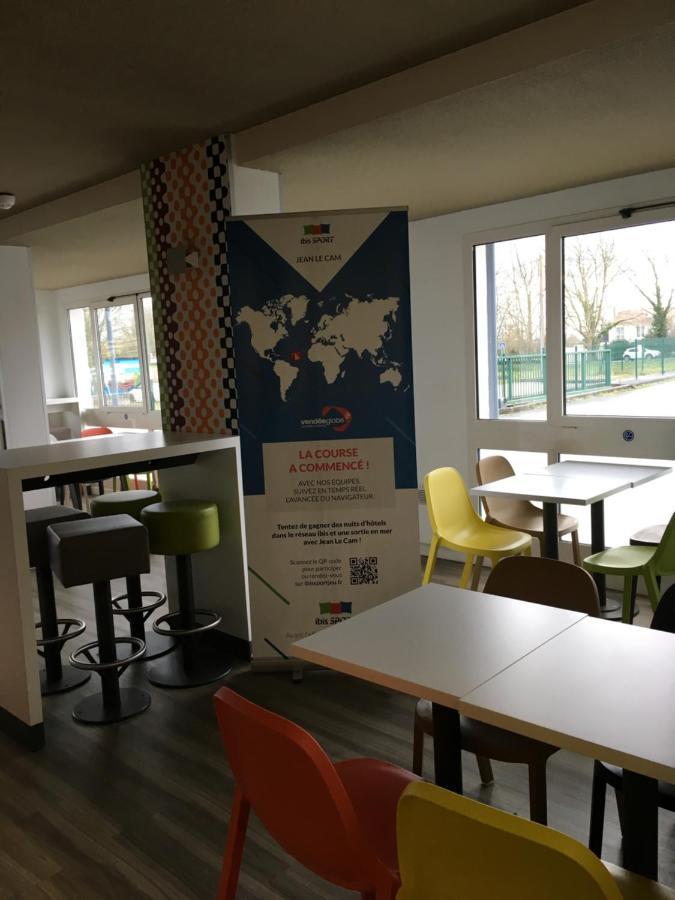 Ibis Budget Rochefort Bagian luar foto