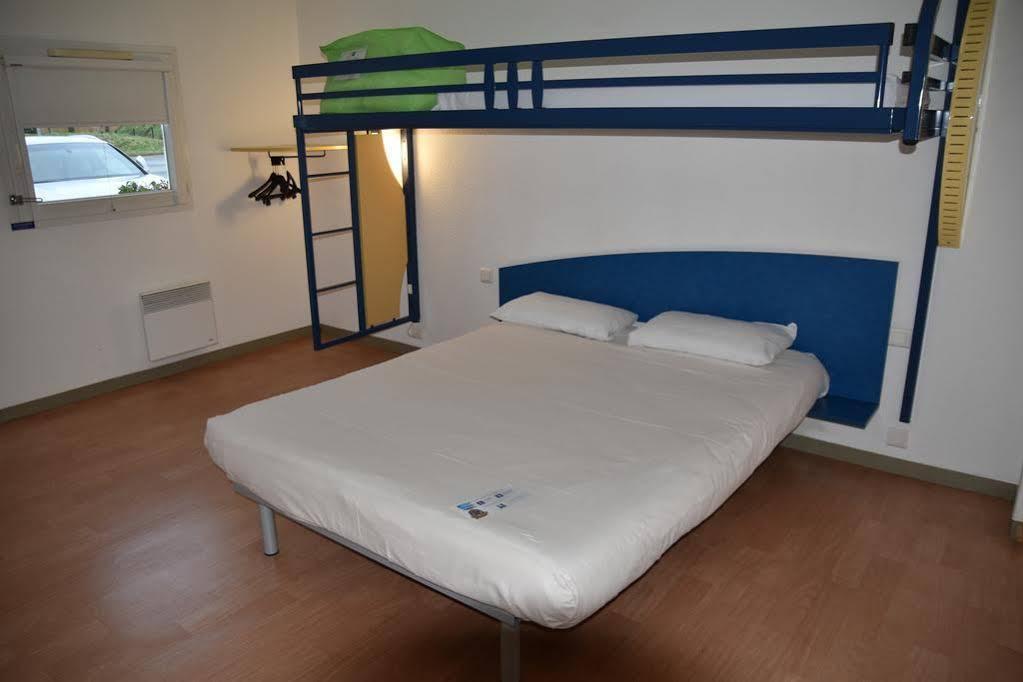 Ibis Budget Rochefort Bagian luar foto
