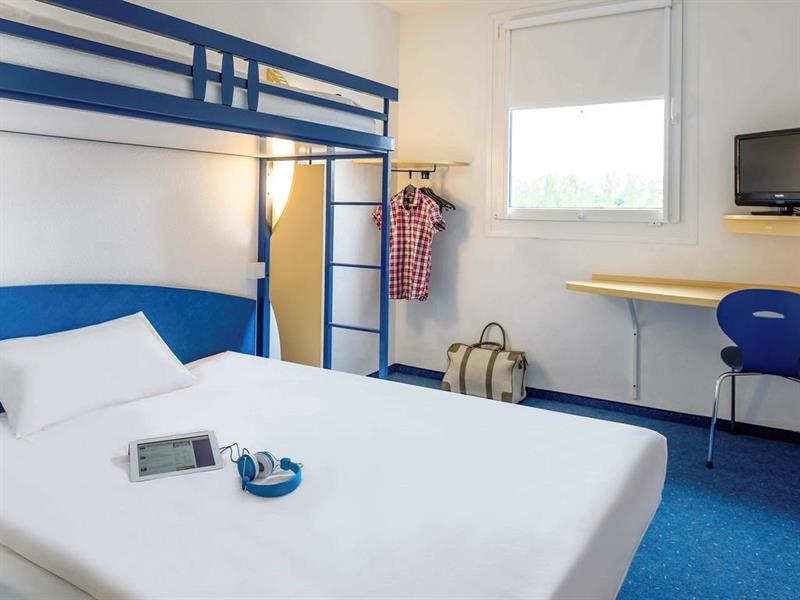 Ibis Budget Rochefort Bagian luar foto