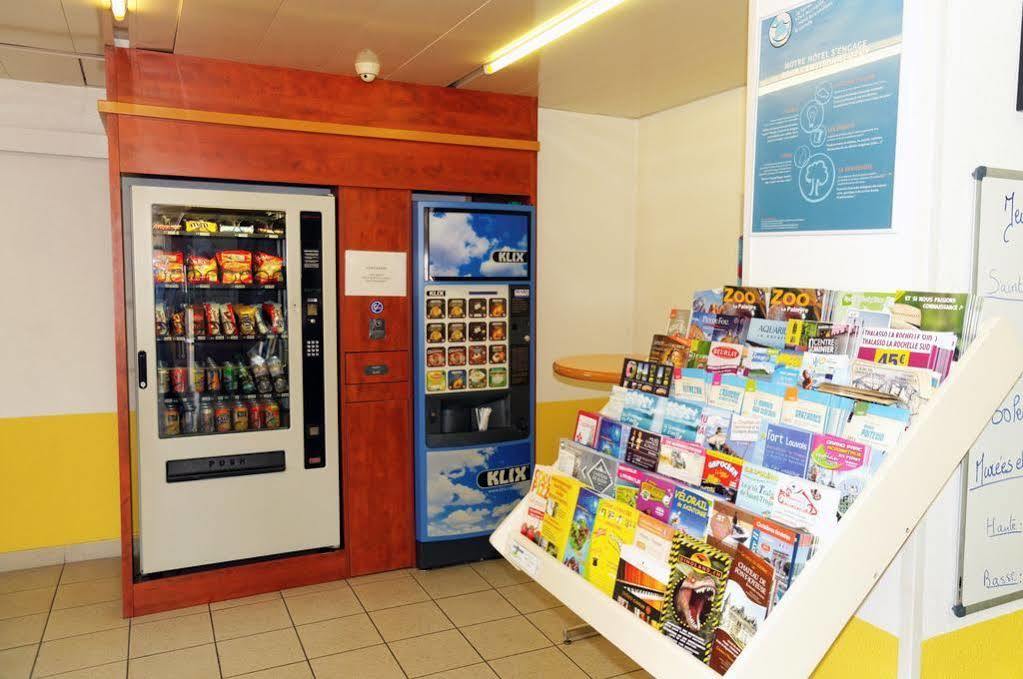 Ibis Budget Rochefort Bagian luar foto